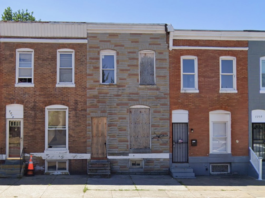 2213 E. North Avenue