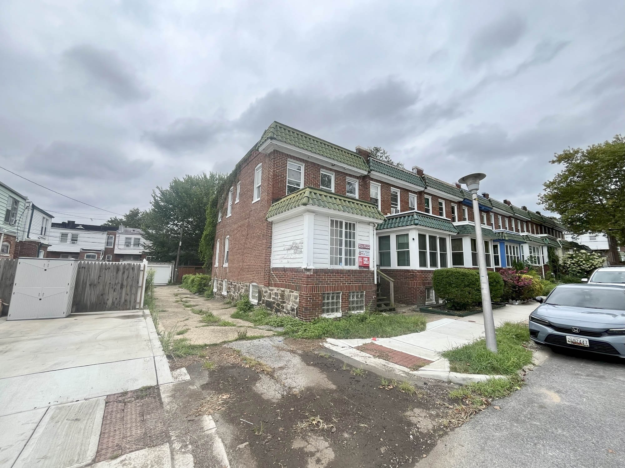 817 Venable Avenue
