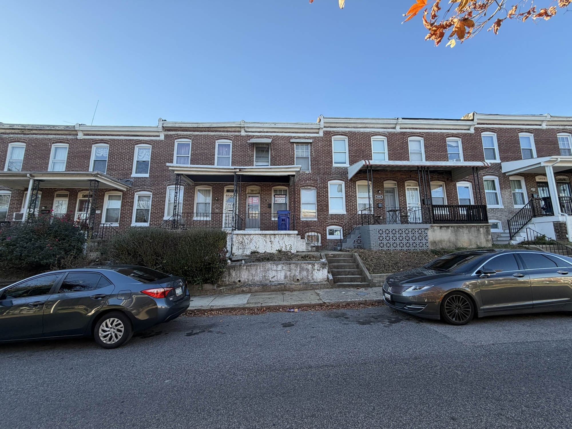 3044 Mathews Street