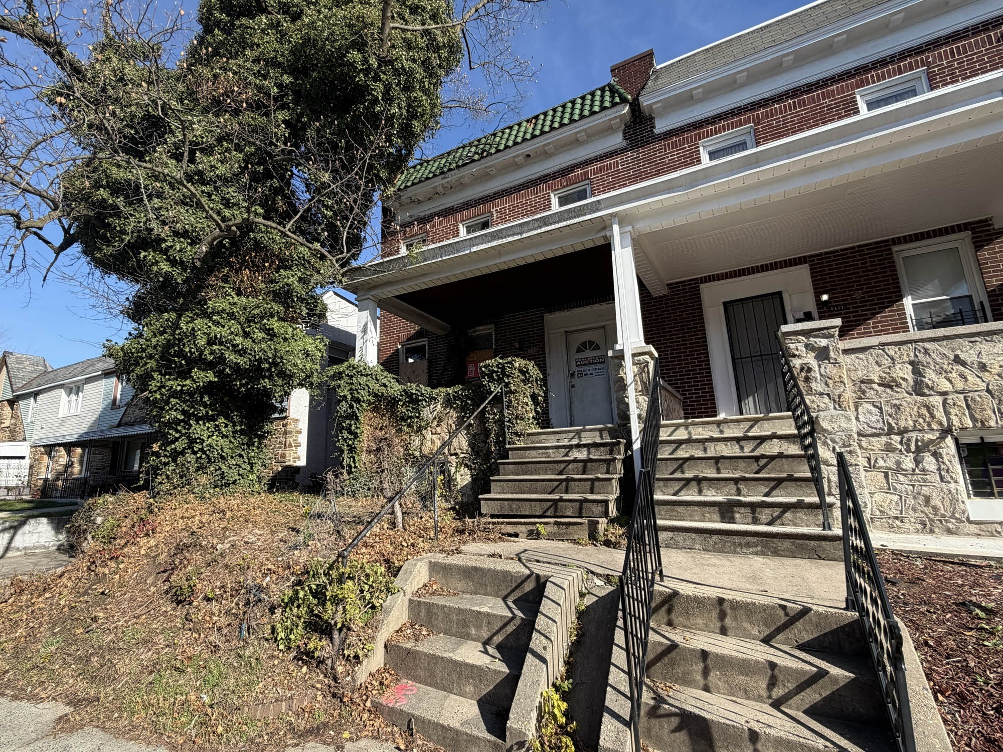 5119 Queensberry Avenue