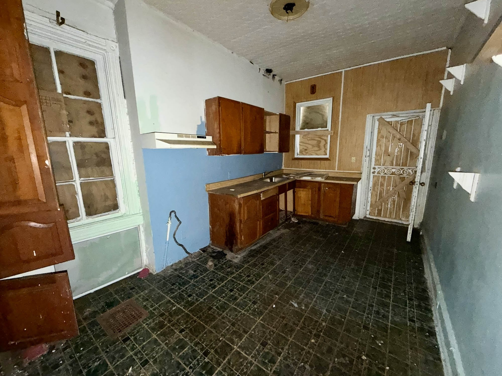 1650 W. North Avenue