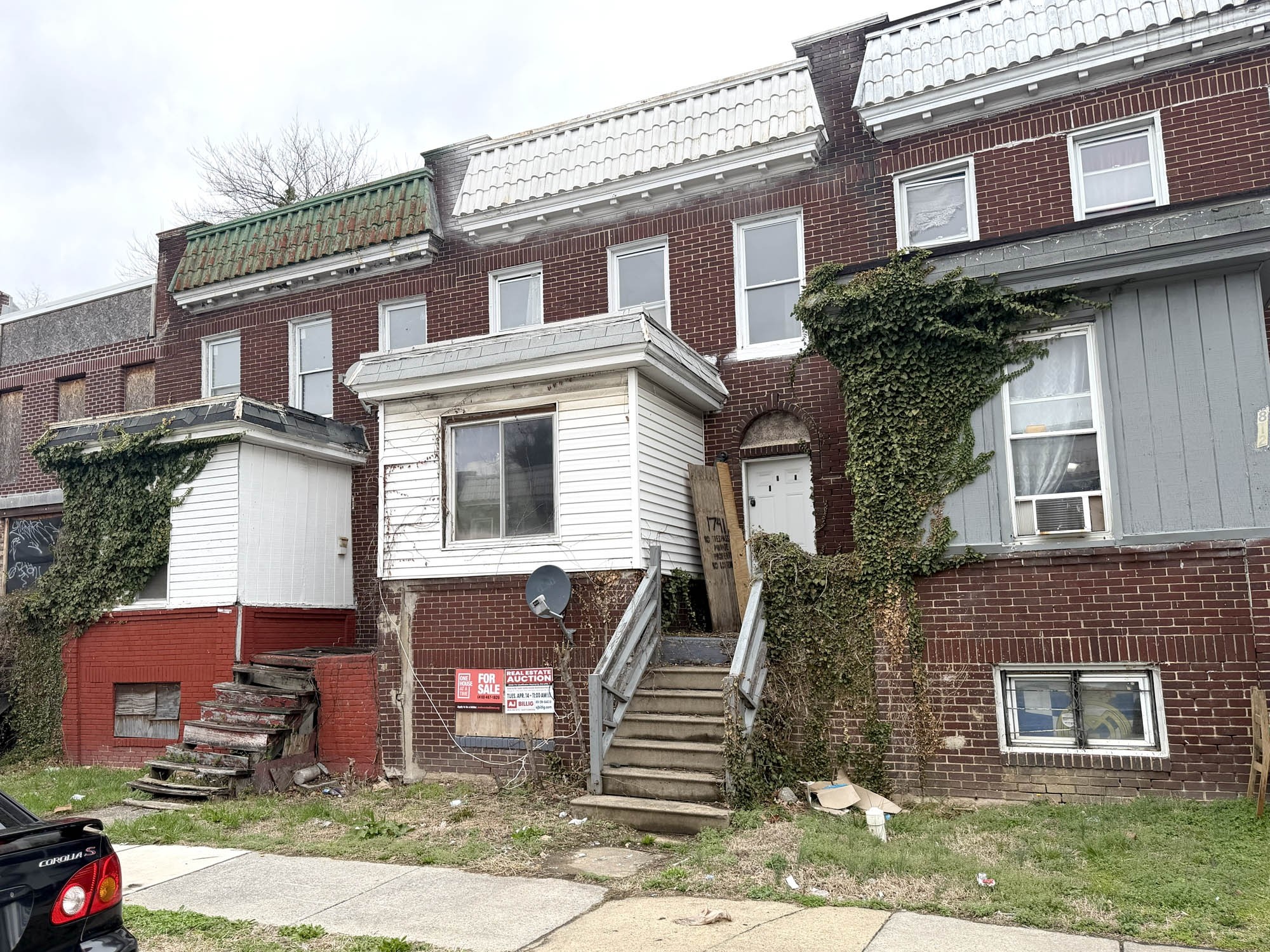 810 Bonaparte Avenue