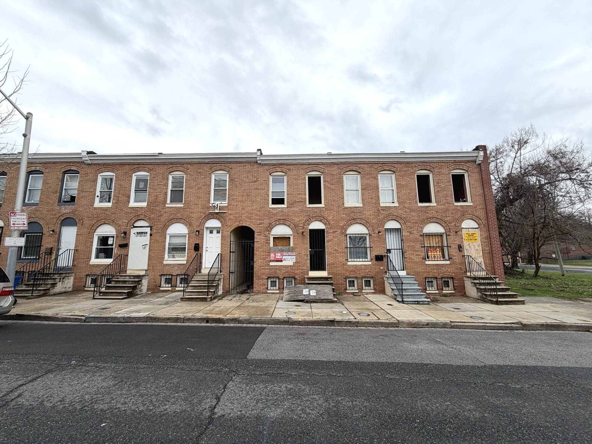 552 Gold Street