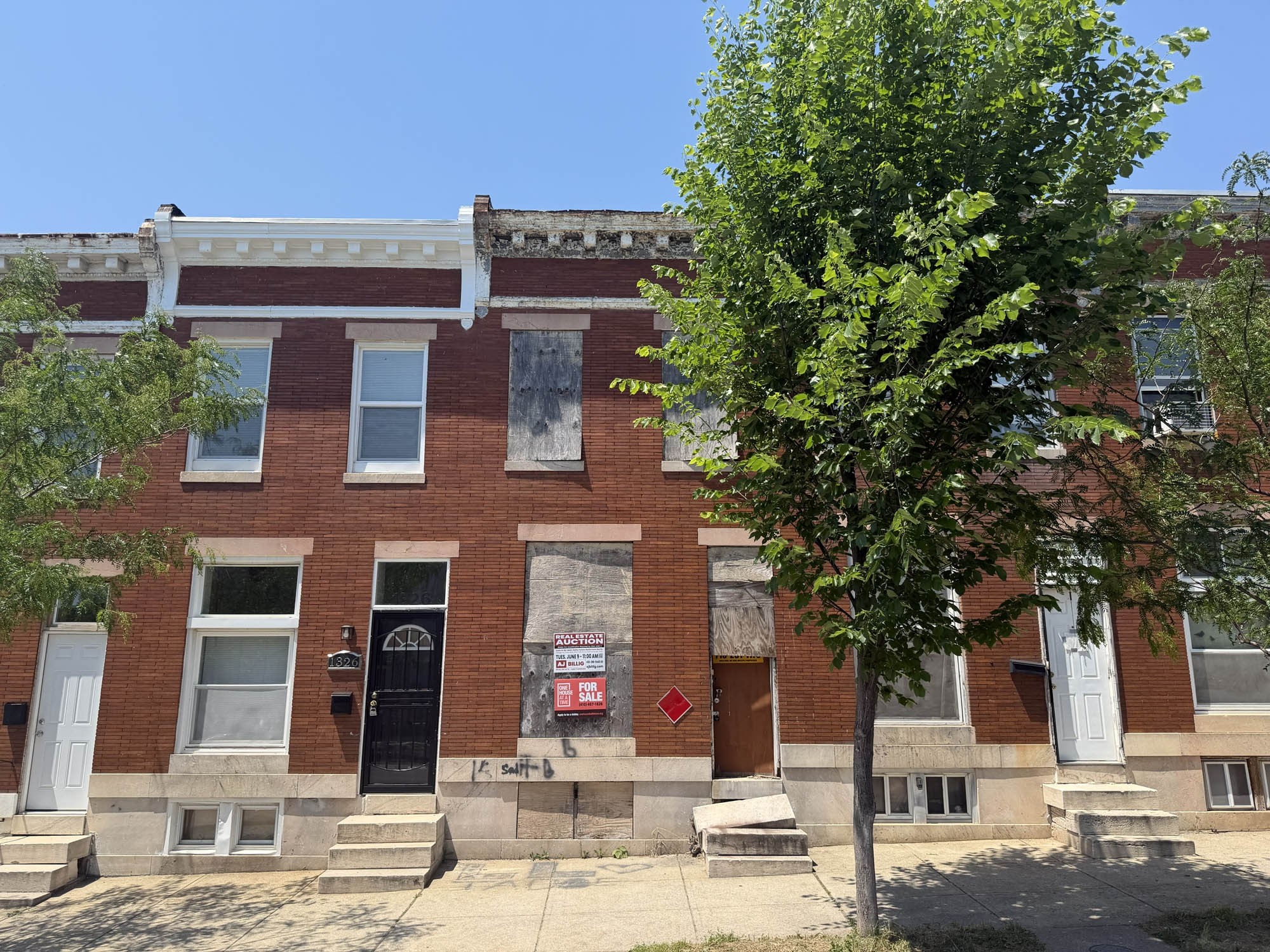 1328 N. Luzerne Avenue
