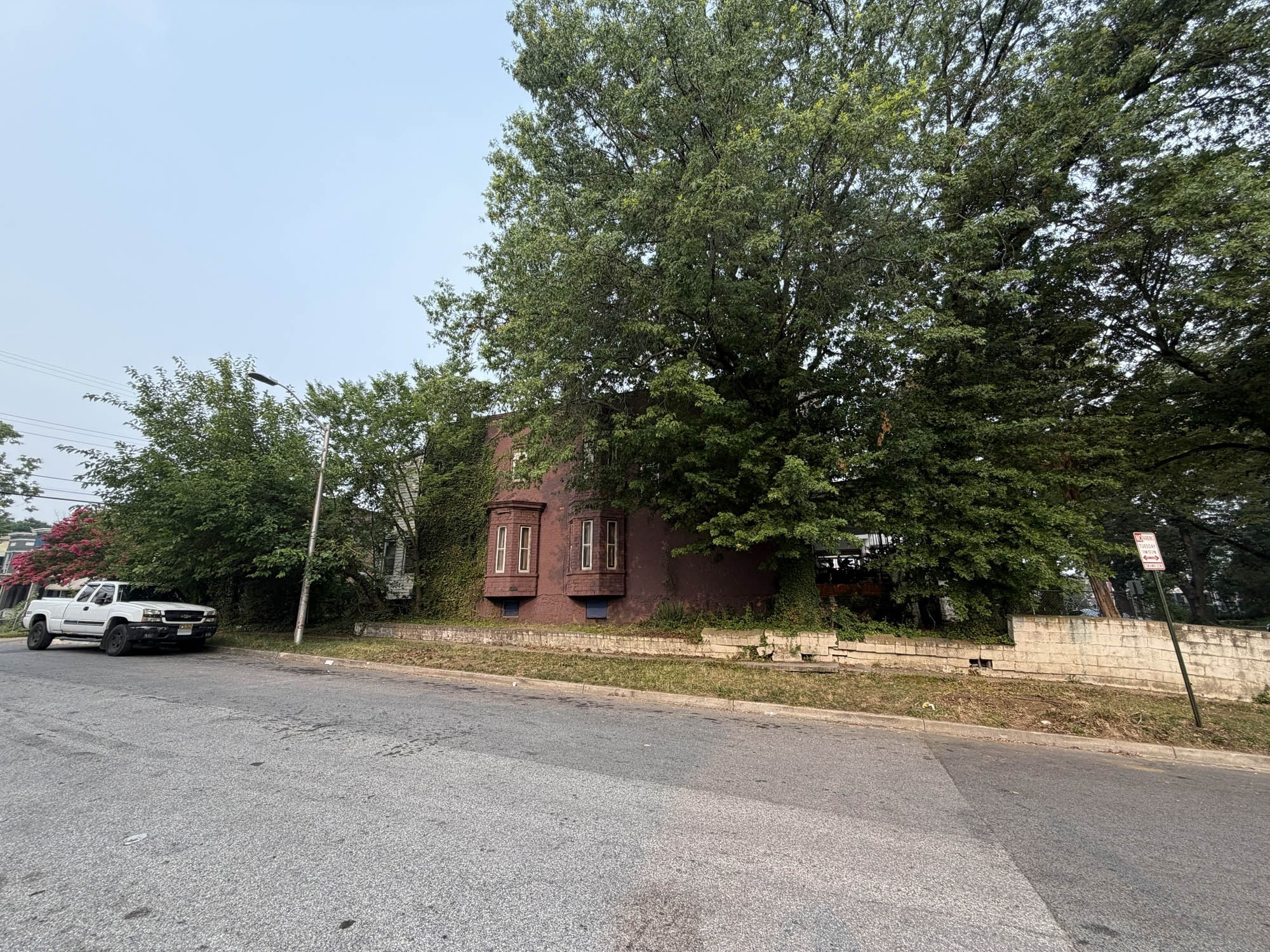 3001 Belmont Avenue
