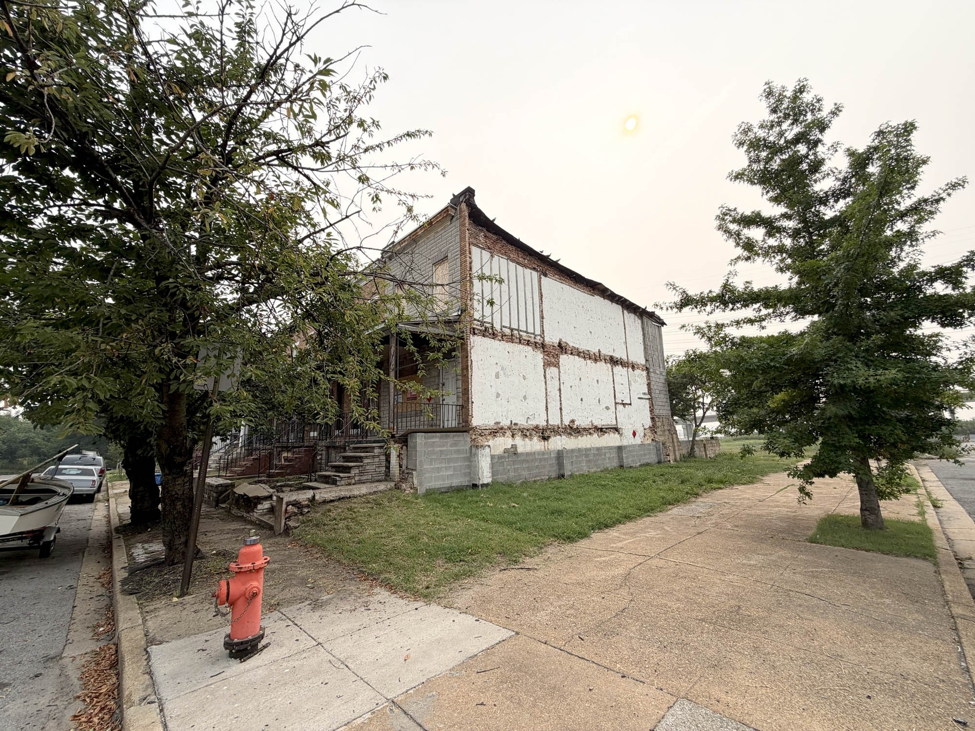 2121 Sidney Avenue